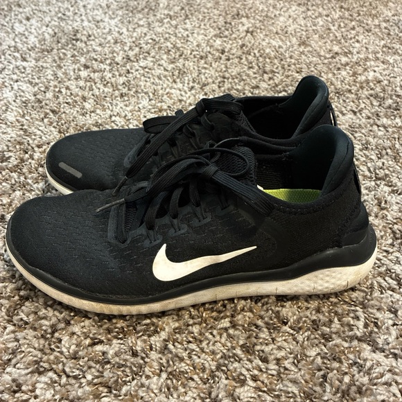 Nike Women’s Black Lace Up Free RN Running Shoes Black- Size 7.5 - Picture 3 of 10